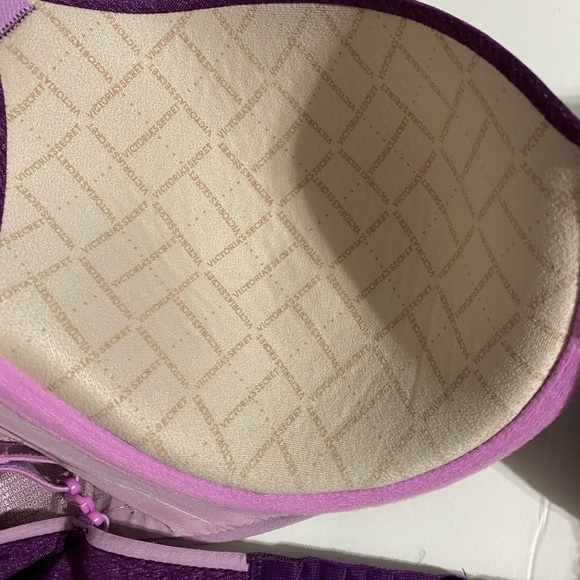 Victoria’s Secret uplift semi Demi  36C  purple - Picture 5 of 7